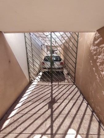Imagen 22 de 27 de Venta - Casa - Lote Propio - Con Local - Garage - 5 Ambientes - Jose Ingenieros - Tres De Febrero