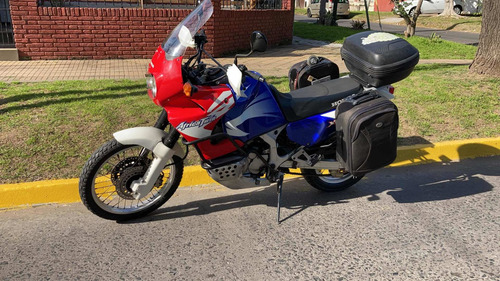 Imagen 4 de 9 de Honda Xrv 750
