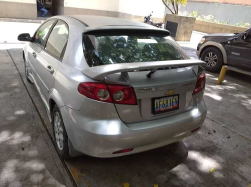 Imagen 2 de 11 de Chevrolet Optra