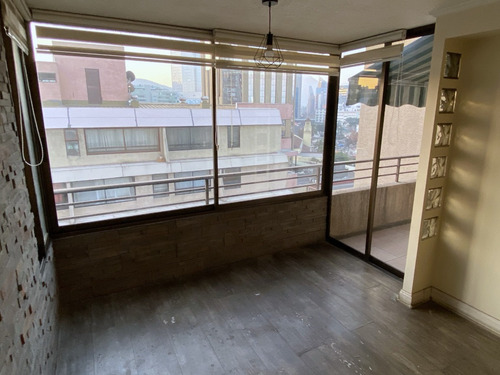 Imperdible Oportunidad, 50 M2, Metro Leones, Box + Bodega