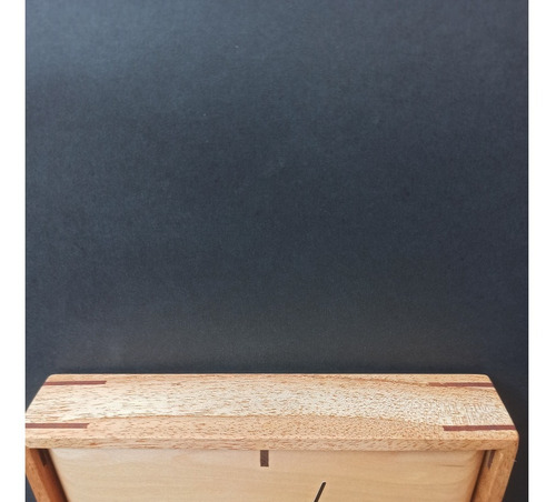 Reloj De Pared Artesanal En Madera Maciza Mov Continuo Madera Paraíso