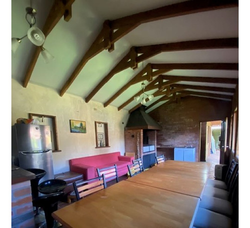 Vende Amplia Casa Familiar De 5d-4b, Portal De La Frontera