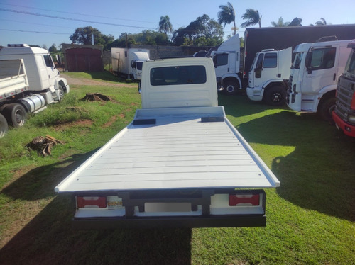 Imagem 8 de 9 de Iveco Daily 35s14