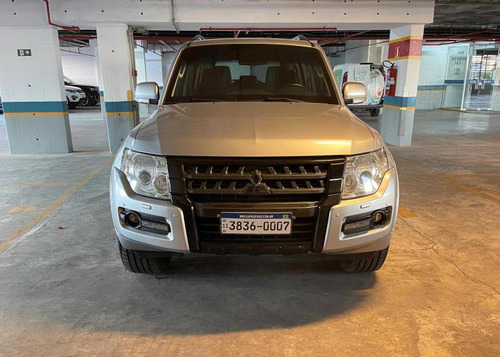 Mitsubishi Pajero Full 3.8 HPE 4X4 V6 24V GASOLINA 4P AUTOMÁTICO