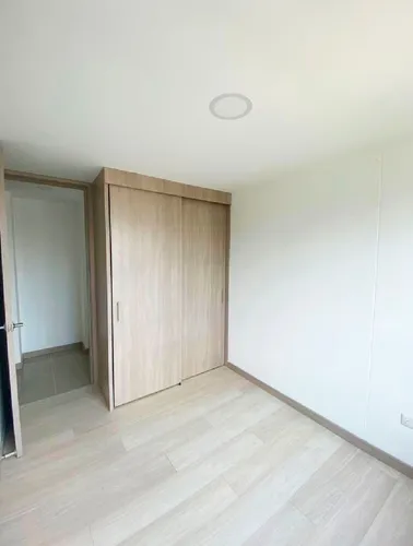 Apartamento En Venta En Paris Sabaneta. Cod V13211