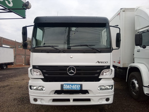 Imagem 1 de 5 de M.benz/atego 1518