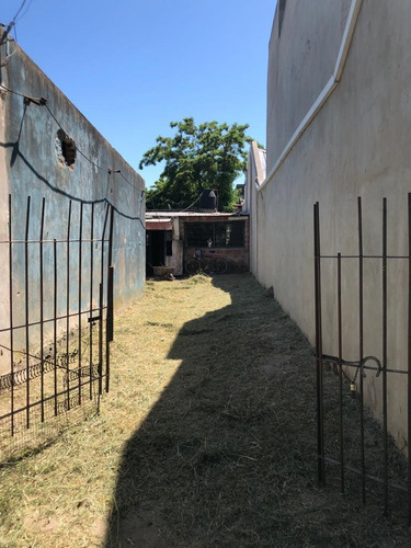 Imagen 2 de 6 de Uribelarrea-en Venta 2 Casas Y Local