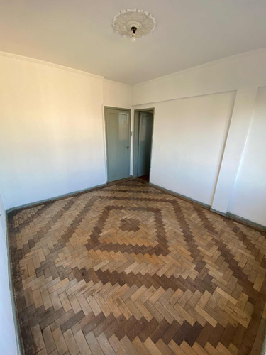 Apartamento Com 3 Dormitórios, 2 Salas, 2 Banheiros, Cozinha