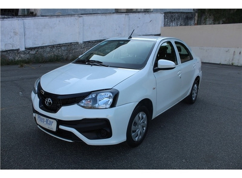 Imagem 1 de 10 de Toyota Etios 1.5 X Sedan 16v Flex 4p Automático