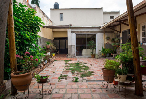 Venta + Casa + Macrocentro + 5 Dor