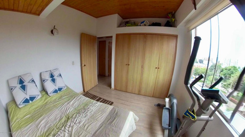 Apartamento En Portales Del Norte Mls 21-484 Lq