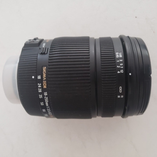Lente Sigma 18-250 Mm 1:3.5-6.3 Lo Usaba En Una Nikon D5100 (Usado)