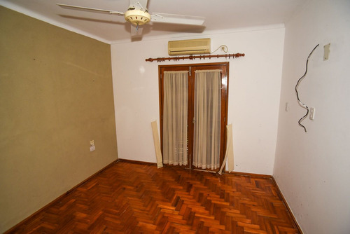 Venta De Casa Macrocentro 3 Dor, 2 Cocheras