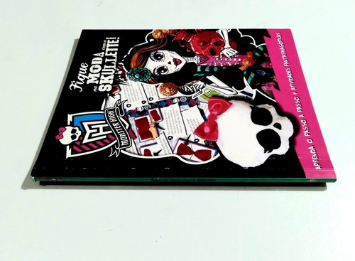 Livro: Fique Na Moda Com A Skullette ! - Monster High (Usado)