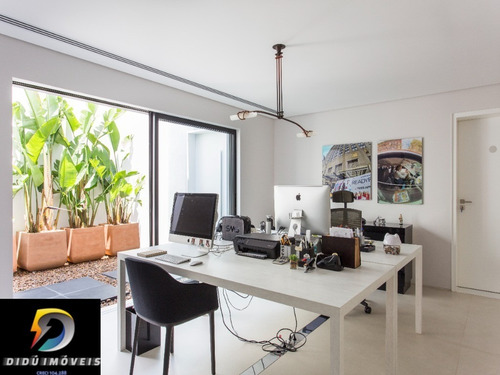 Imagem 15 de 30 de Casa Para Venda Com Projeto Do Arquiteto Leonardo Mancenido. Dispõe De Área Externa Com Paisagismo, Raia Climatizada E Salão De Jogos. - 0100969 - 69844795