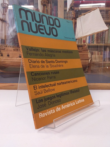 Revista Mundo Nuevo Nro. 3. Vallejo / Nicanor Parra -  1966