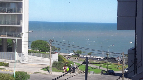 Imagen 16 de 30 de Departamento De 4 Ambientes - Vista Al Mar Roca 100