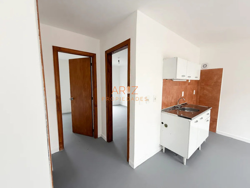 Venta Apartamento Tipo Casita Primer Piso Excelente Rentabilidad Maldonado 2 Dormitorios 1 Baño