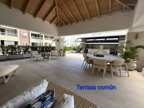 Oportunidad Serralles (cerquita Agora Mall) Piso 6 194mt2 3h 3b Área Social