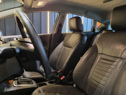 Ford Fiesta TITANIUM 1.6 16V Flex Automático.