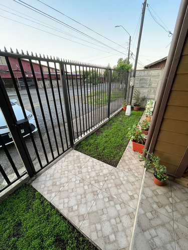 Vende Acogedora Casa En Victoria Con Amplio Local Comercial