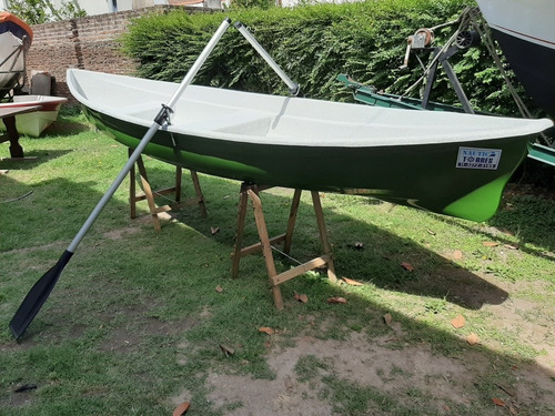 Canoa 448 Versatil Bote A Remo Y Motor - Torres Boats