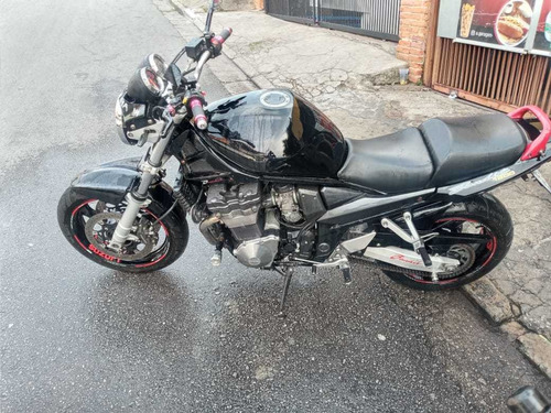 Imagem 3 de 5 de Suzuki Bandit 1200