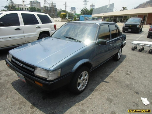 Guardafango Delantero Derecho Toyota Avila Nuevo