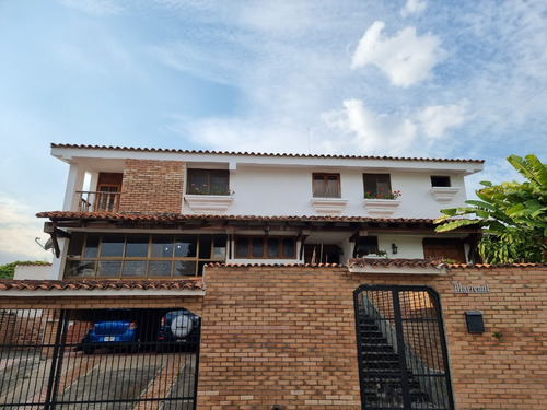 En Venta Casa Urbanización Pan De Azúcar Colinas De Carrizal Estado Miranda