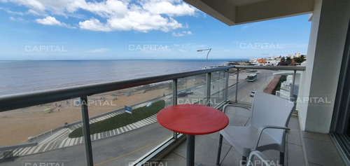 Imagen 1 de 9 de Venta Departamento Un Dormitorio Y Cochera Frente Al Mar Playa Brava Punta Del Este - Punta Del Este Peninsula