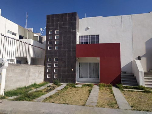 Acogedora E Ilumindad Casa Oportunidad Rcda Mediterraneo Iztapalapa Corregidora Queretaro México Gj-rl A