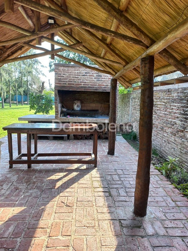 Casa Quinta En Venta Ubicado En General Rodríguez, G.b.a. Zona Oeste, Argentina
