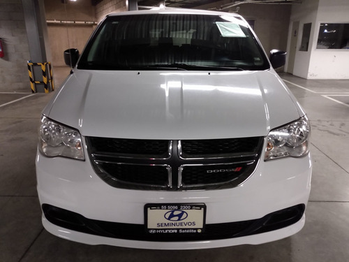 Imagen 2 de 14 de Dodge Grand Caravan 2018 3.6 Se At