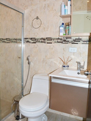 Imagen 20 de 22 de Townhouse En Naguanagua El Rincon Yl