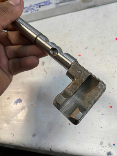 Riel Horquilla Transmisión Manual 1ra Y 2da Vel L200 2.5 Die