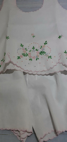 Antiguo Conjunto De Hilo Bordado Para Niña (Usado)