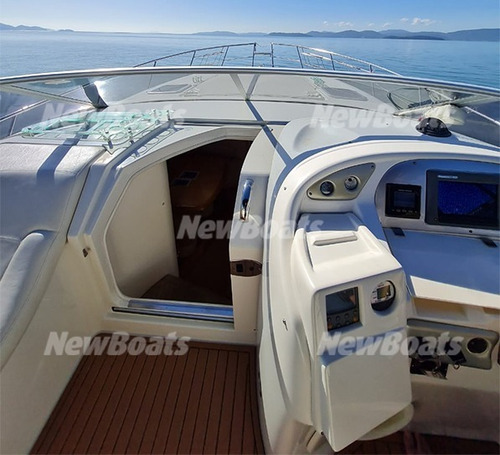 Imagem 5 de 25 de Cranchi 40 Ñ Shaefer Ñ Azimut Ñ Intermarine Ñ Phantom
