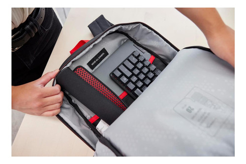 Mochila Juegos Hyperx Delta Organización Segura Materiales