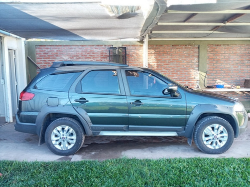 Fiat Palio Weekend Adventure Locker