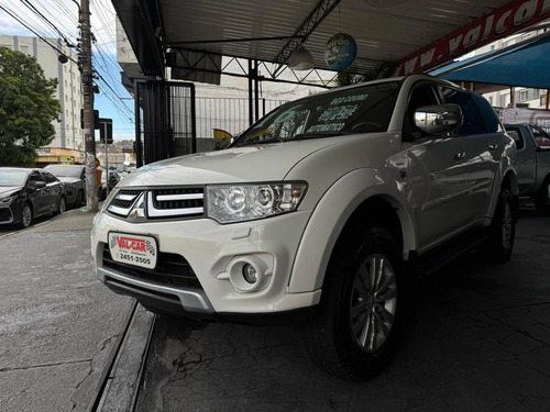Mitsubishi Pajero 3.5 HPE 4X4 7 LUGARES V6 24V FLEX 4P AUTOMÁTICO