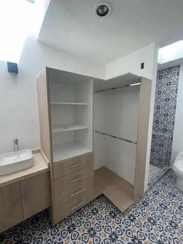 Venta De Casa De Un Solo Piso En Queretaro