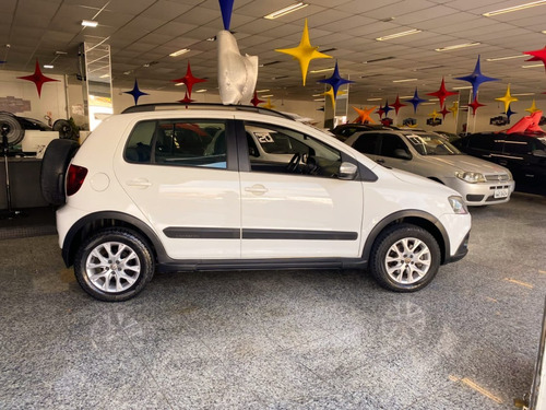 Imagem 9 de 9 de Volkswagen Crossfox Imotion 2014