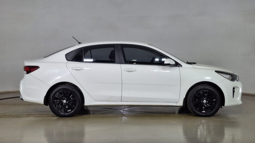 Kia Rio 4 1.4 Lx Ac Abs