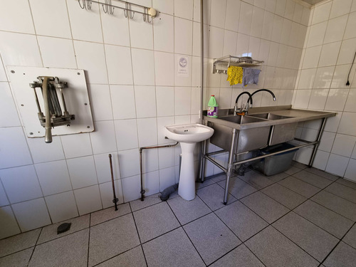 Hostal En Arriendo 17 Habitaciones (106204)