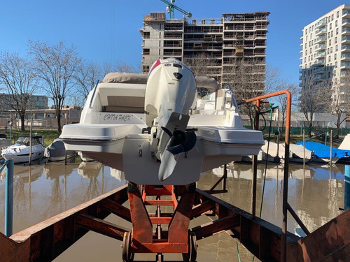 Quicksilver 2500 2019 30hs Evinrude Etec 300hp Con Garantía