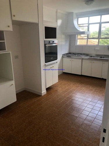 Imagem 10 de 10 de Apartamento 200m², 03 Dormitórios ( Sendo 01 Suíte), 02 Banheiros E 02 Vagas Na Garagem. Condomínio Com Portaria, Segurança 24hrs, Piscina, Salão De - 21011300 - 68997897