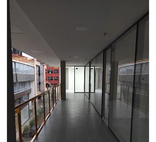Local Con Parqueadero Privado - Centro Empresarial Durdan - Duitama Boyacá