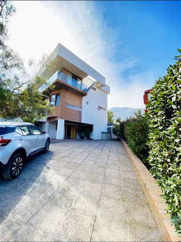 Casa Venta 7d,7b,9est,1bd.la Florida St.sofia Lo Cañas