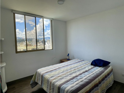 Se Vende Apartamento 165m2 Los Palos Grandes 3898