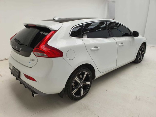Volvo V40 R-desing T4 2.0 Aut 5p 2019 Gkz972